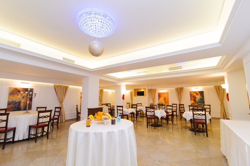 Dbh Bucharest Hotel Luaran gambar