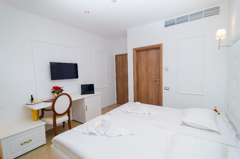 Dbh Bucharest Hotel Luaran gambar