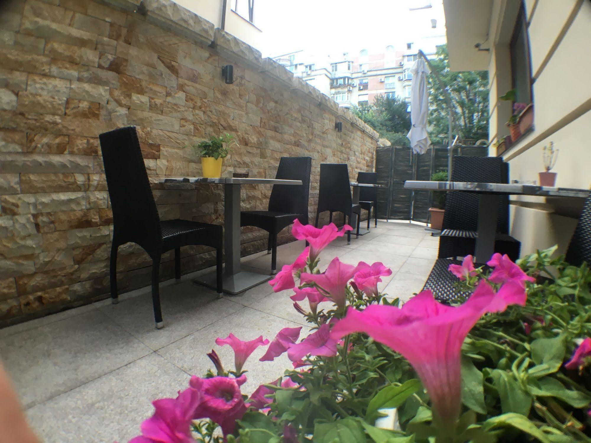 Dbh Bucharest Hotel Luaran gambar