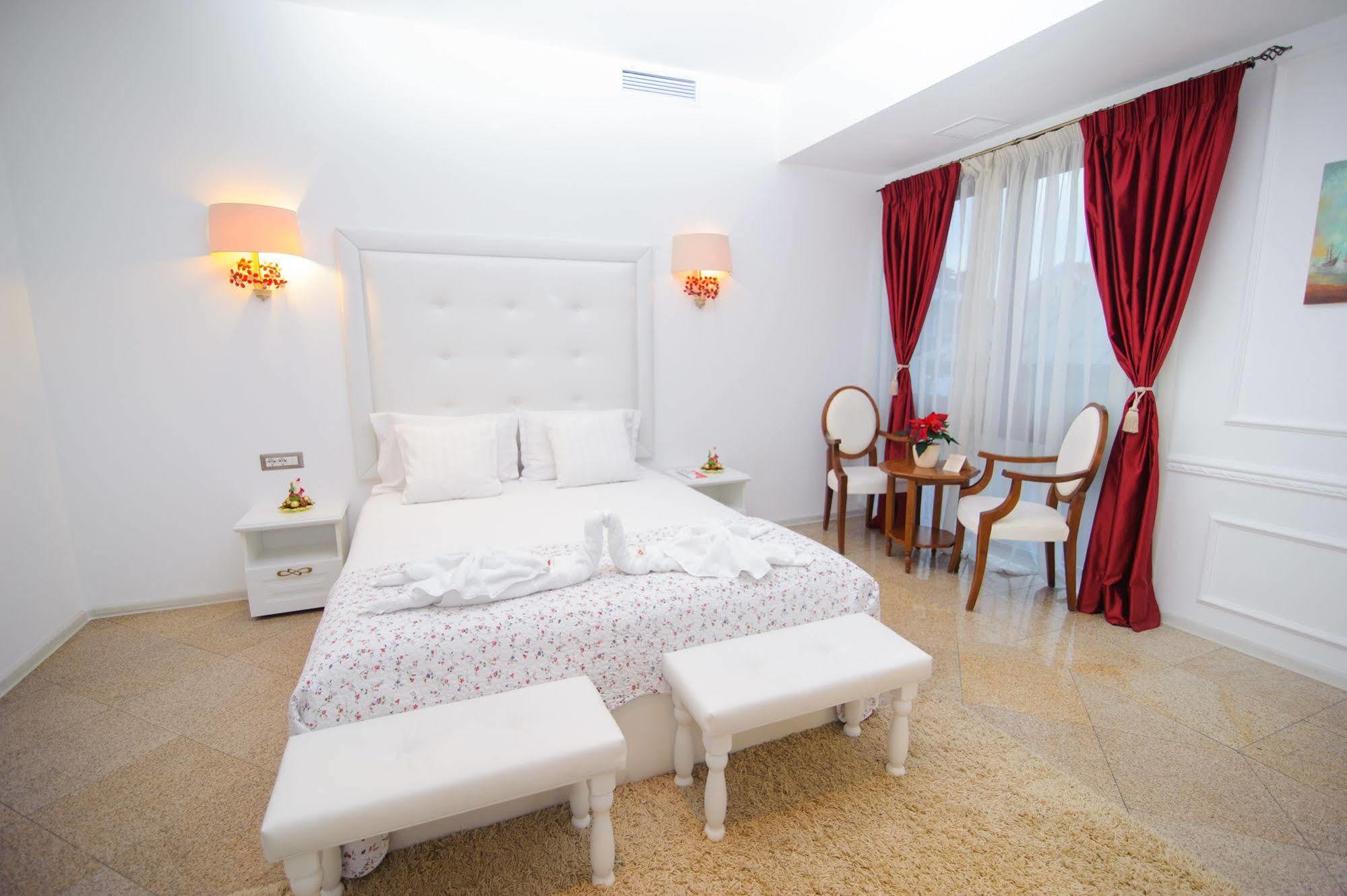Dbh Bucharest Hotel Luaran gambar
